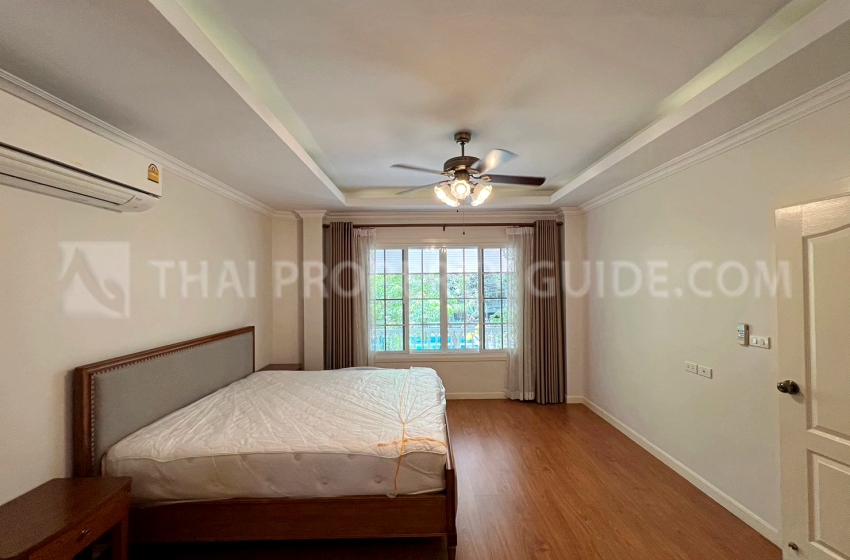 Townhouse in Sukhumvit 